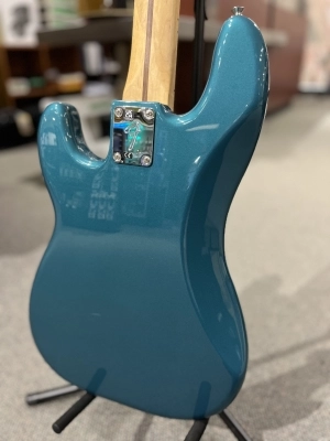 Fender Player Precision Bass, Maple Fingerboard, Limited-Edition Ocean Turquoise 5